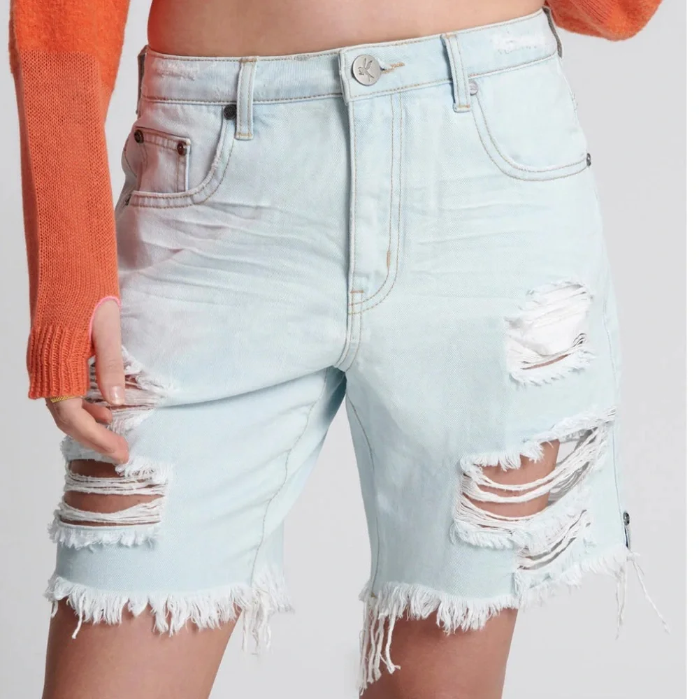 One teaspoon Jackson denim shorts Sz 22 NWT $120